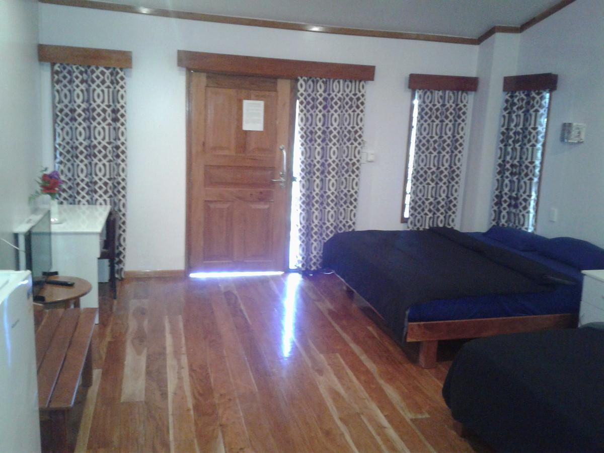 Blue Light Hotel Nadi Kültér fotó